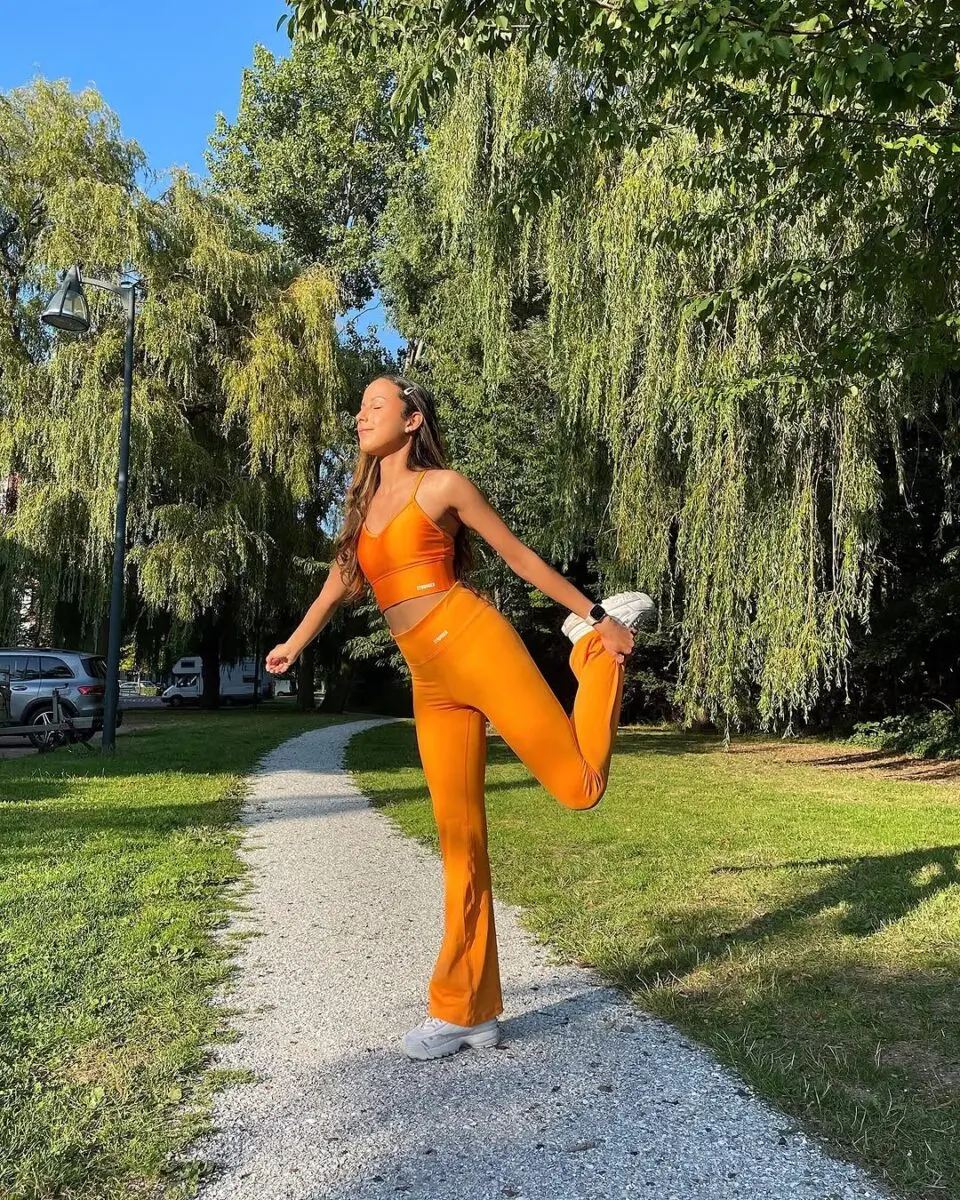 Vibrant Summer Leggings for Active Days
