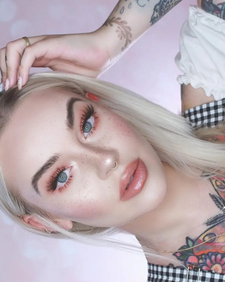 Effortless summer lipstick with a fresh twist