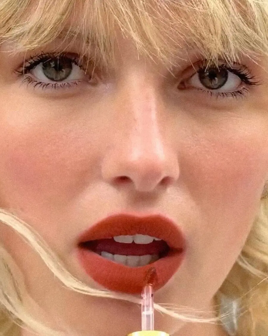 Bold Red Lip Look for Summer Vibes