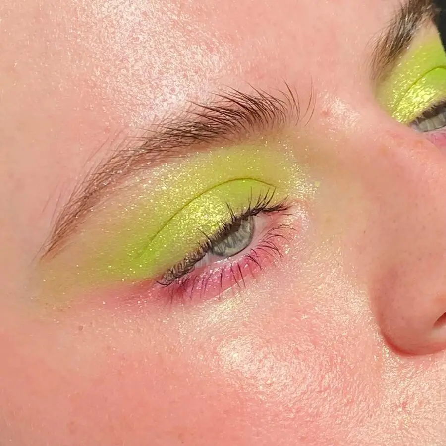Vibrant pastel eye makeup for summer