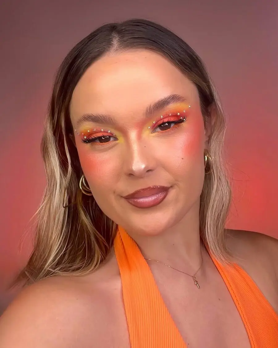 Vibrant Sunset-Inspired Summer Makeup Look
