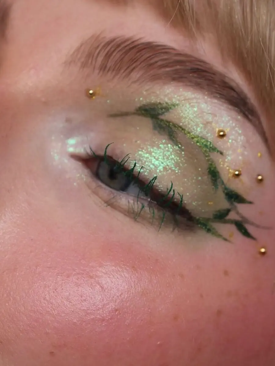 Glistening Green Eye Makeup for Summer Nights