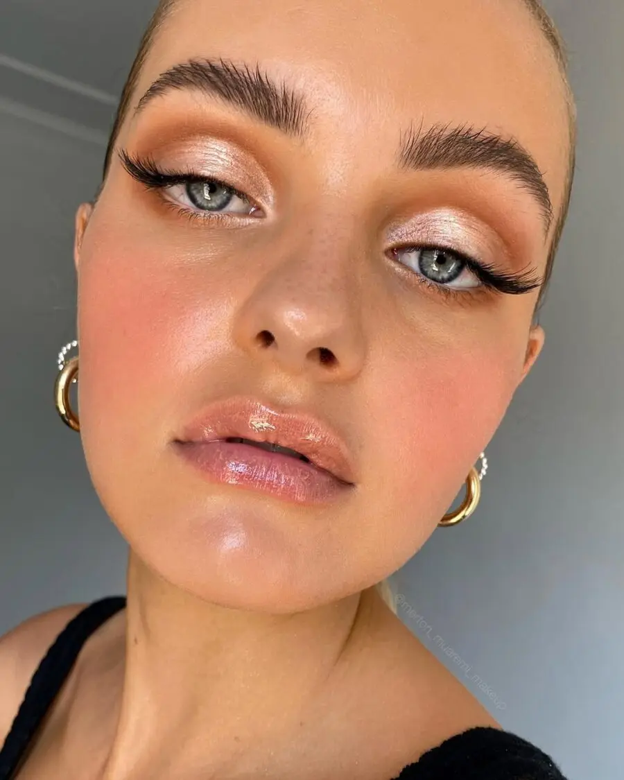 Radiant summer glow with soft hues