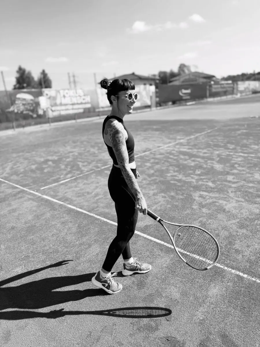 Sporty bun hairstyle for tennis champions