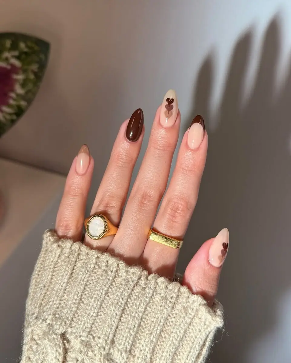 Elegant floral nails perfect for the office