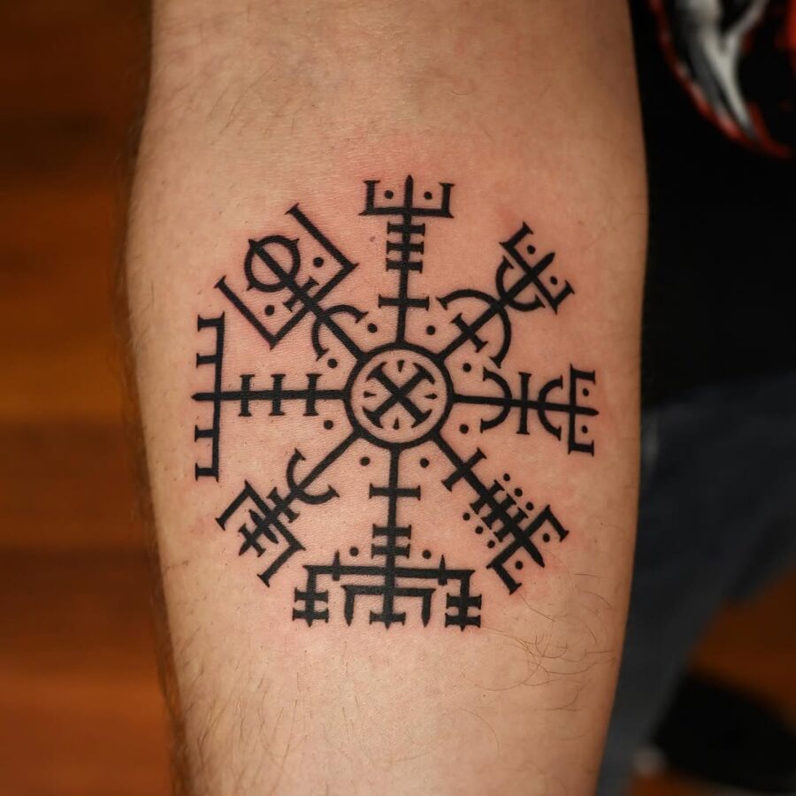 Symbolic Vegvisir Tattoo with Geometric Patterns