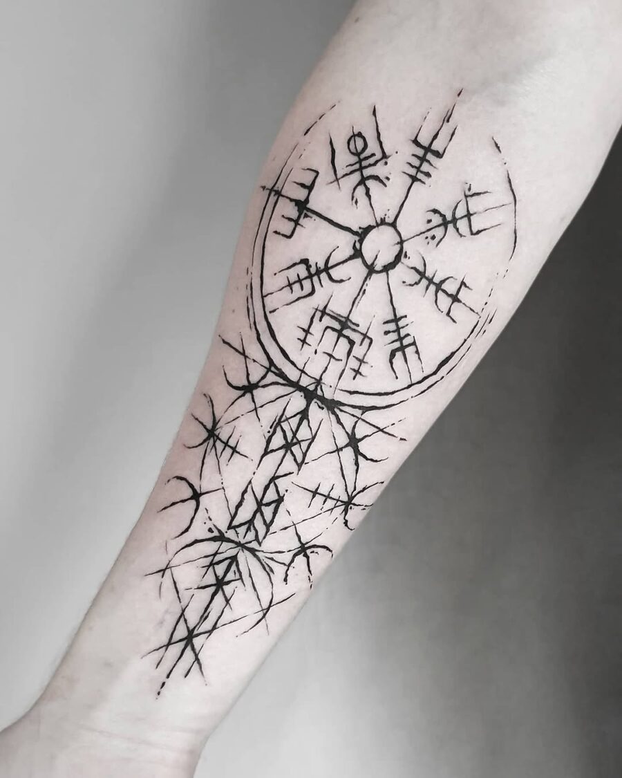 Intricate Vegvisir Tattoo in Bold Black Ink