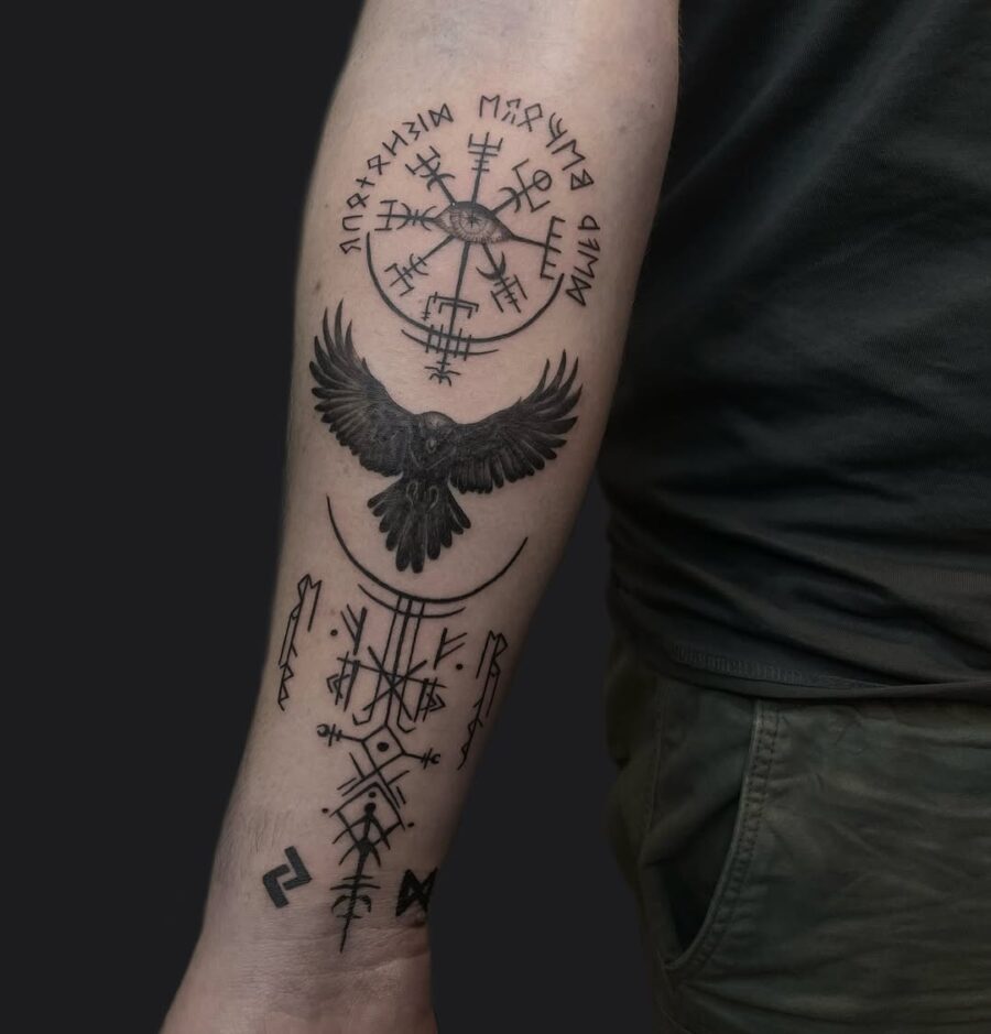Intricate Vegvisir Tattoo with Viking Imagery