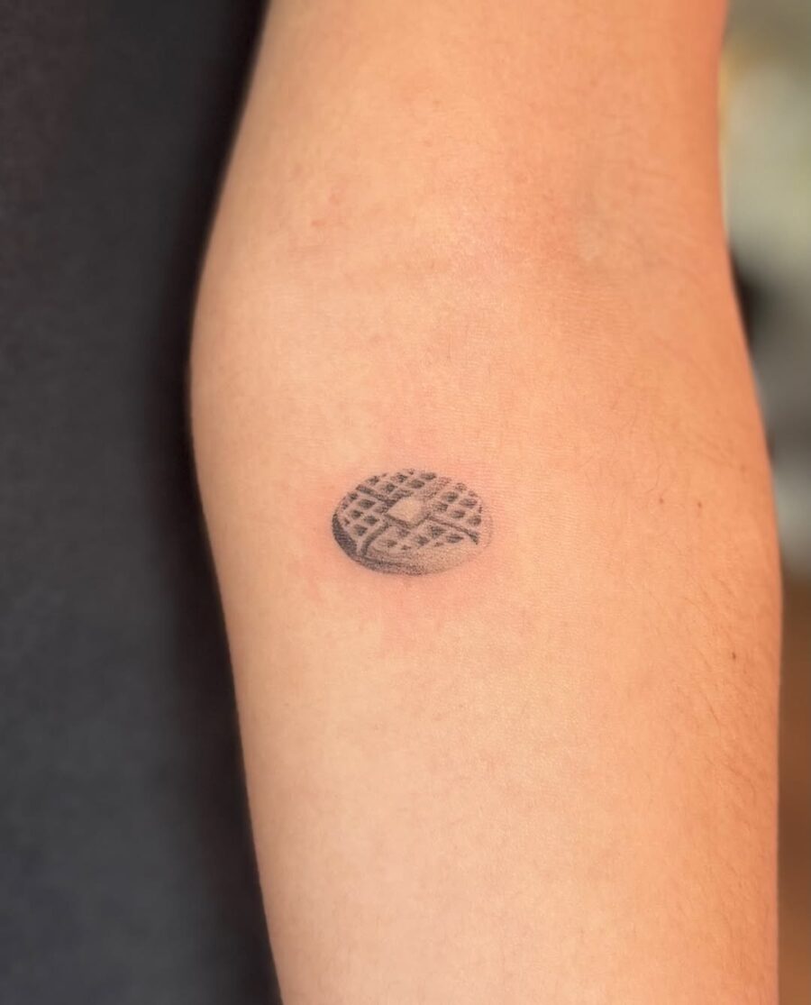 Cute and minimalist waffle tattoo design
