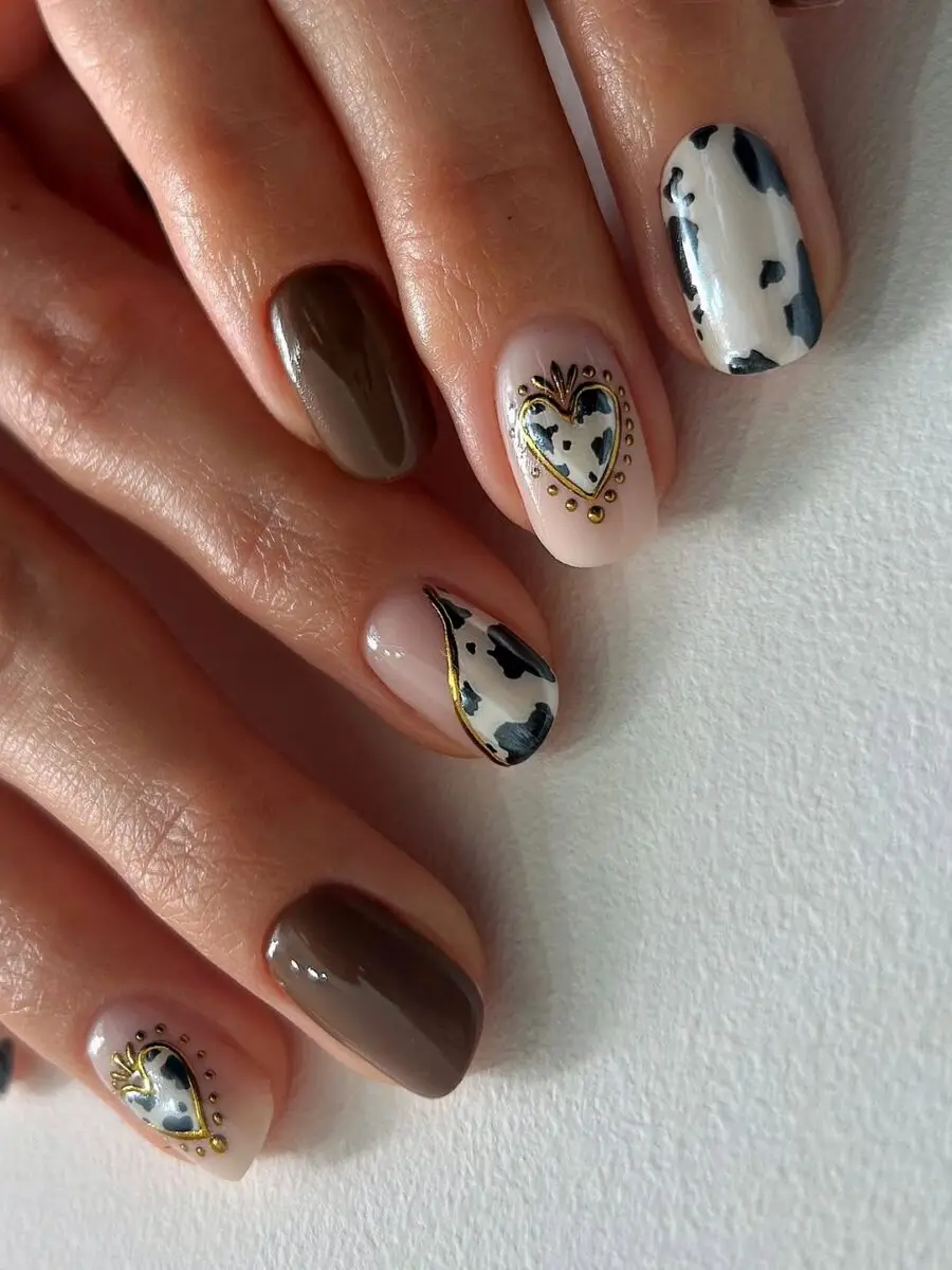 Stylish Western-Inspired Nail Art Design