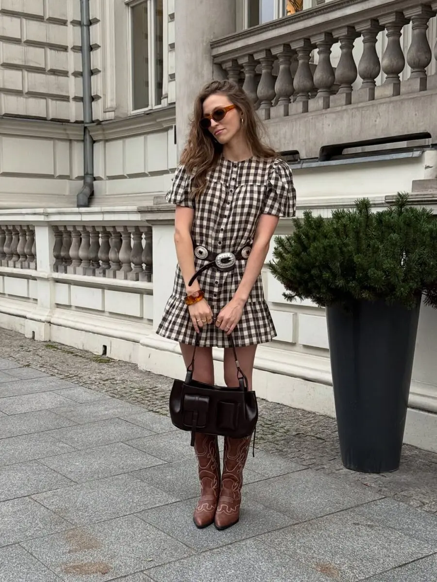 Chic Western Plaid Dress with Accessories