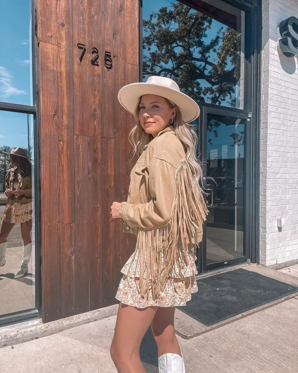 Stylish Spring Western Outfit with Fringe Details