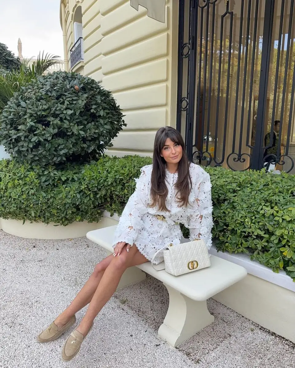 Chic white lace dress for spring outings