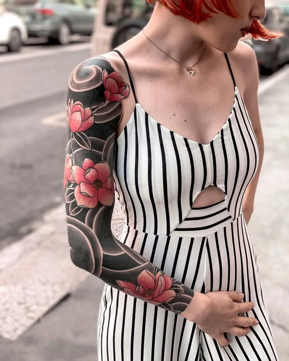 Vivid Floral Design Inspired by Yakuza Traditions