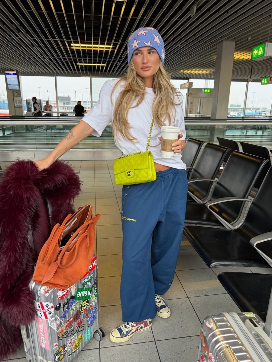 Chic casual hair for the jet-setting vibe