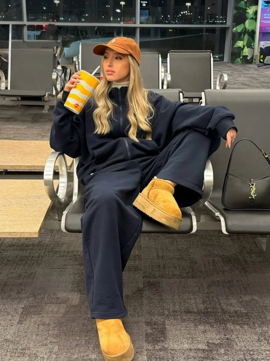 Chic and Comfy Airport Hairstyle Ideas