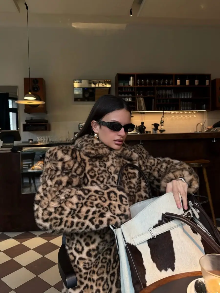 Chic Leopard Print Coat for Stylish Outings