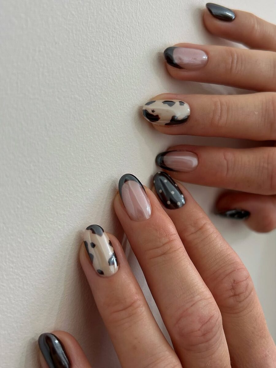 Stylish Black and White Animal Print Nails