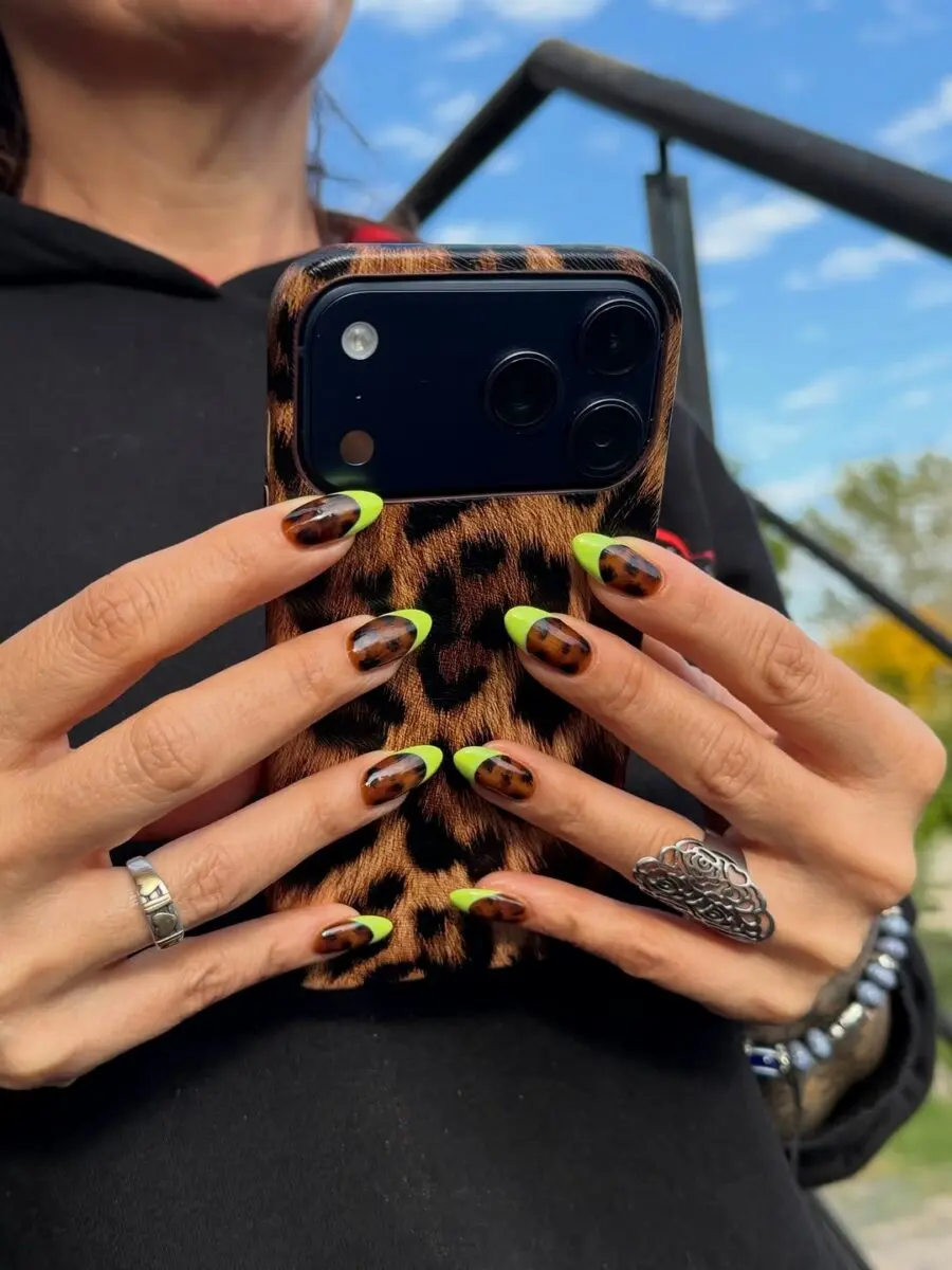 Stylish Leopard Print with Neon Green Tips