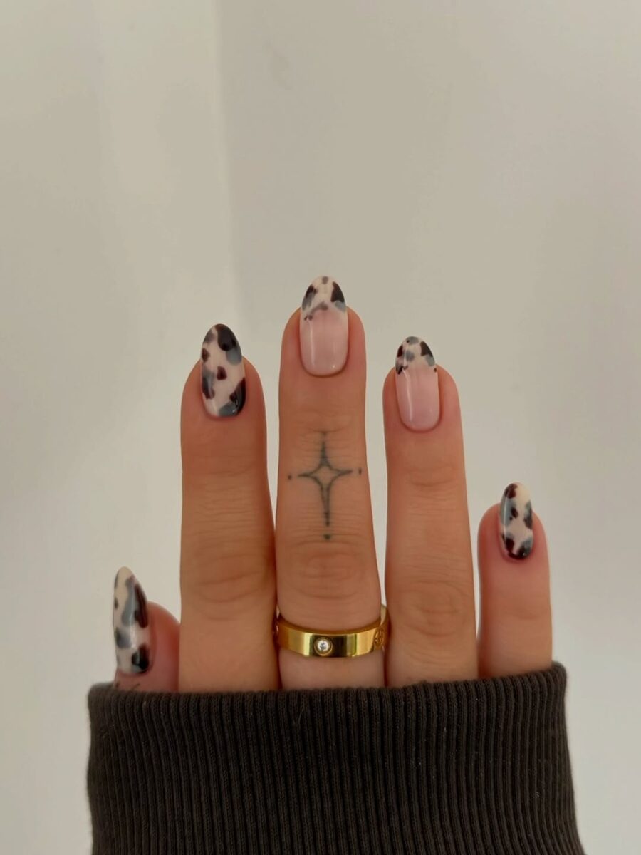 Chic leopard print nails with a twist