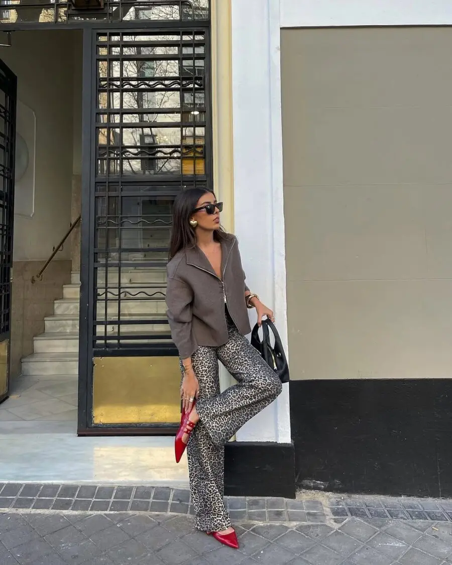 Chic animal print outfit for effortless style