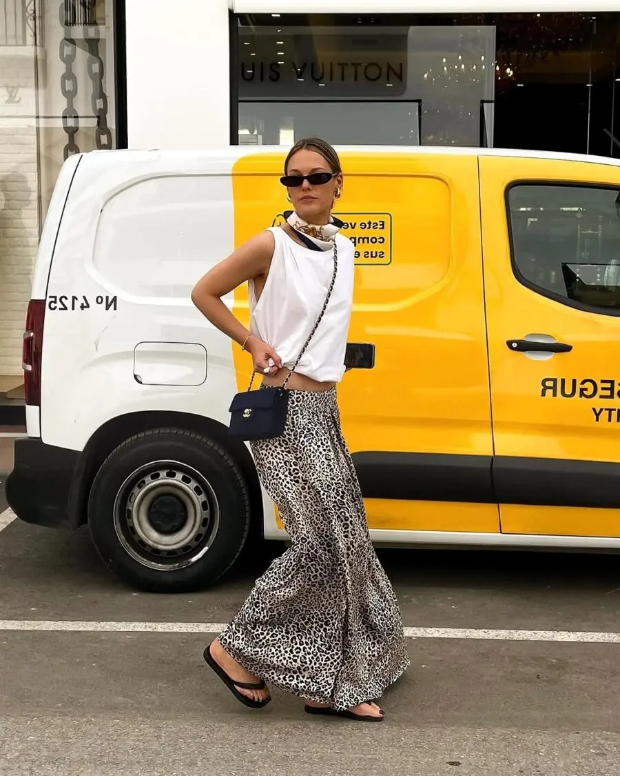 Chic Animal Print Street Style Vibes