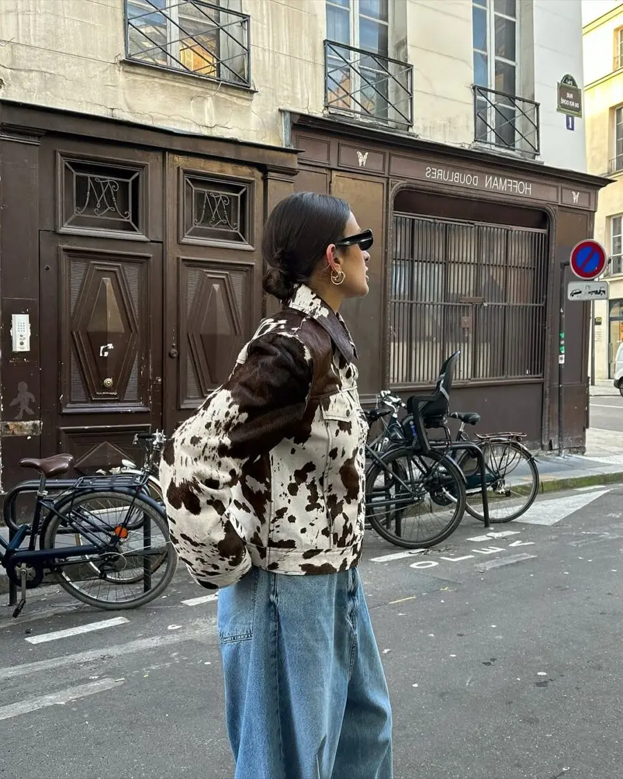 Chic take on animal print in urban vibes