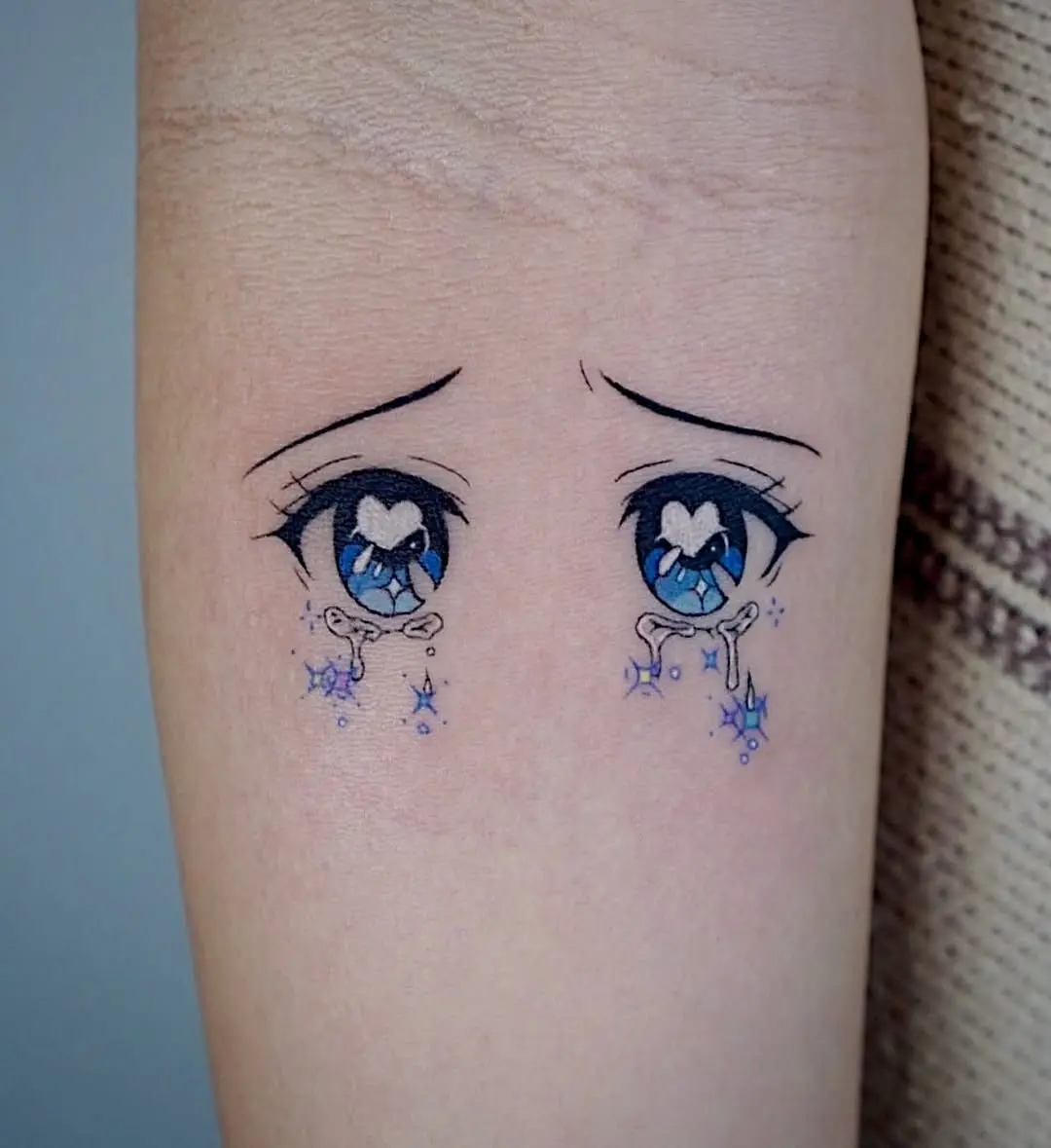 Emotive anime eyes with sparkling tears