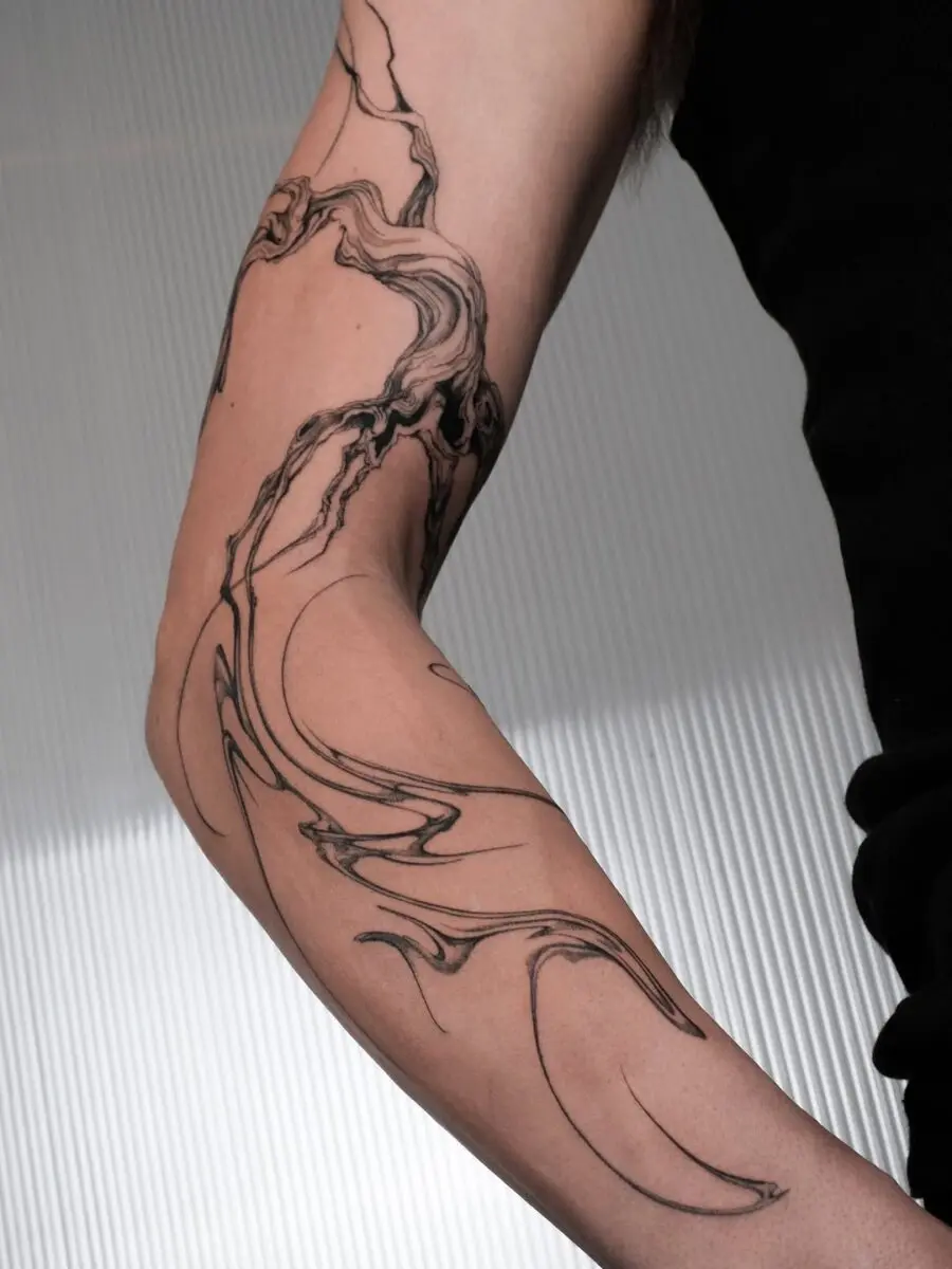 Elegant minimalism captured in floral ink design.