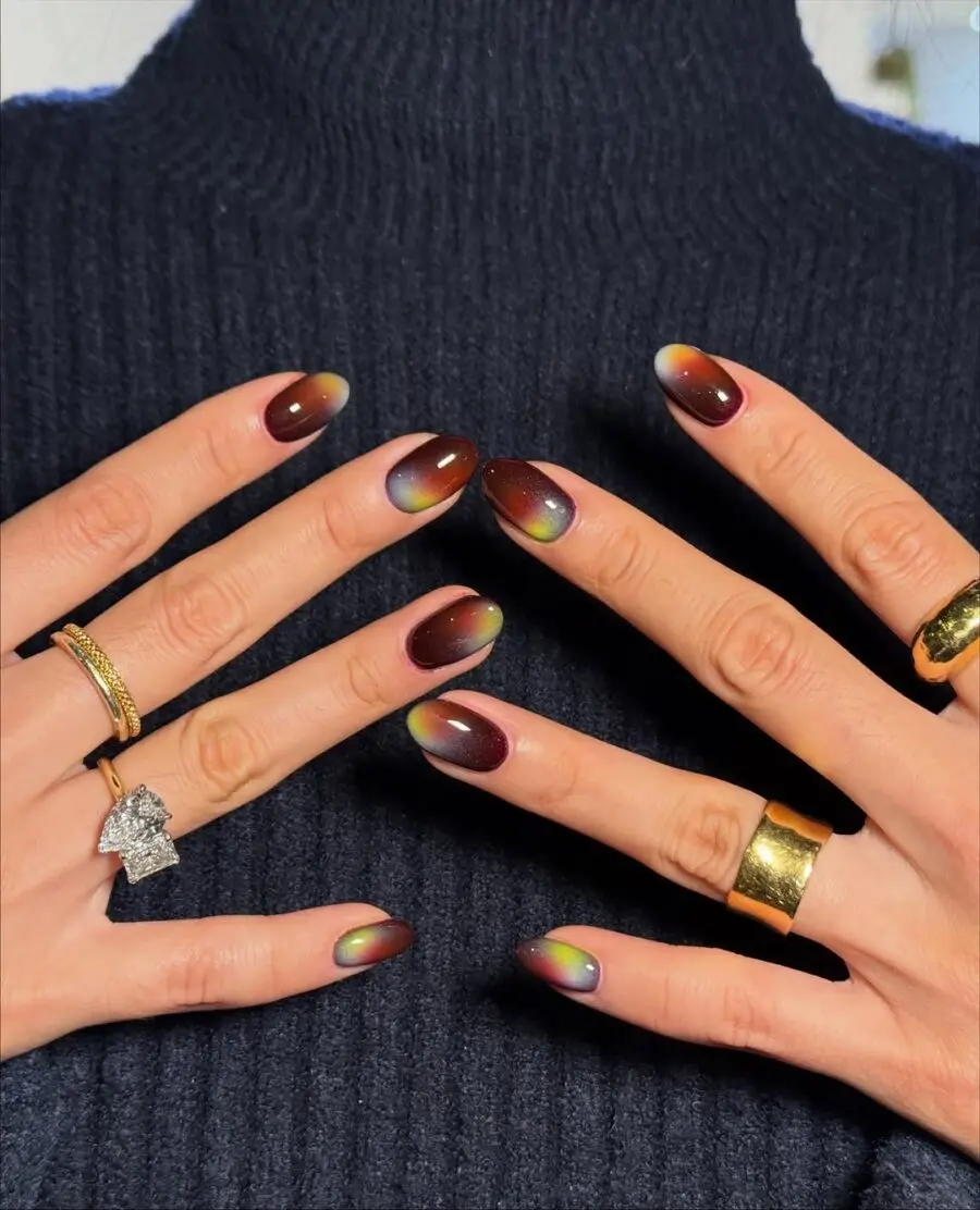 Stylish Aura Nails with Gradient Effect