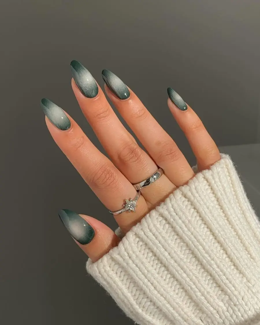 Chic gradient aura nails with a twist