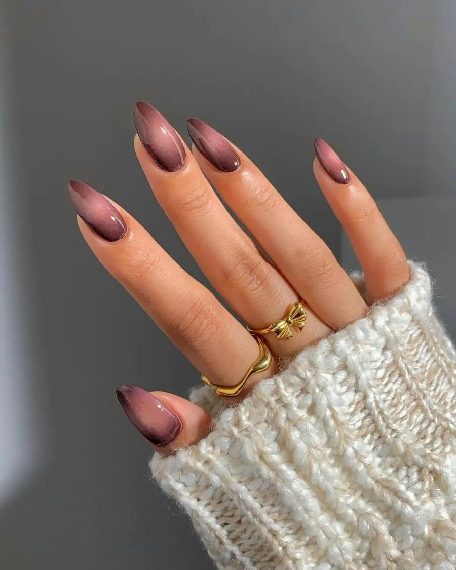 Warm Ombre Aura Nails in Chic Style
