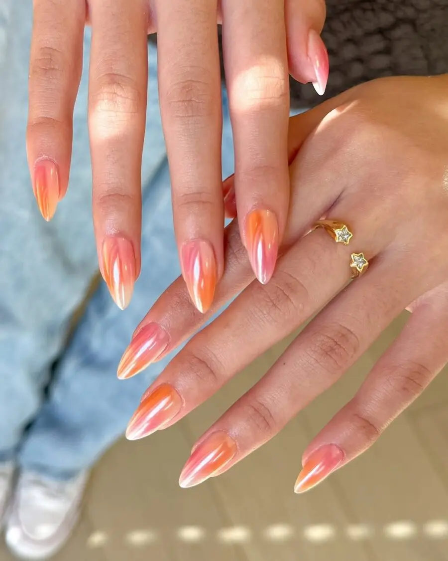 Vibrant Aura Nails in Trendy Gradient Shades