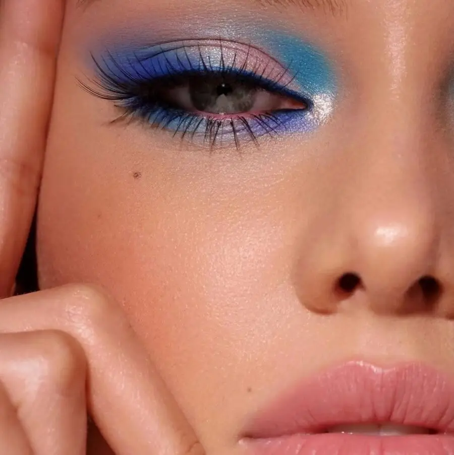 Stunning aqua shades elevate blue eye makeup