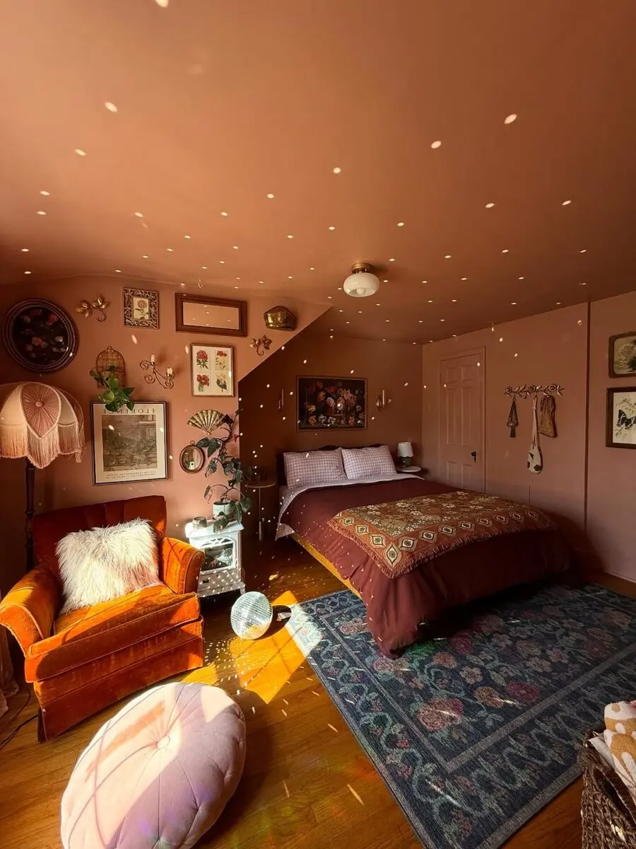 Charming vintage boho bedroom decor vibes