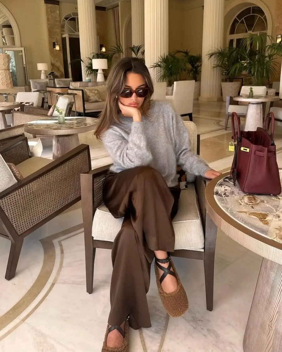 Chic and Cozy Brown Pants Ensemble