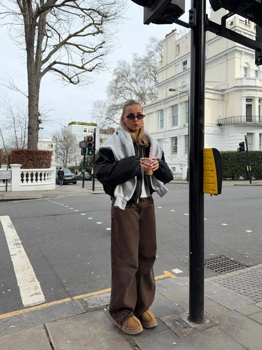 Trendy street style with brown wide-leg pants