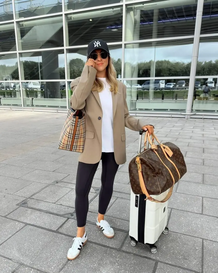 Chic and relaxed travel-ready hairstyle inspiration