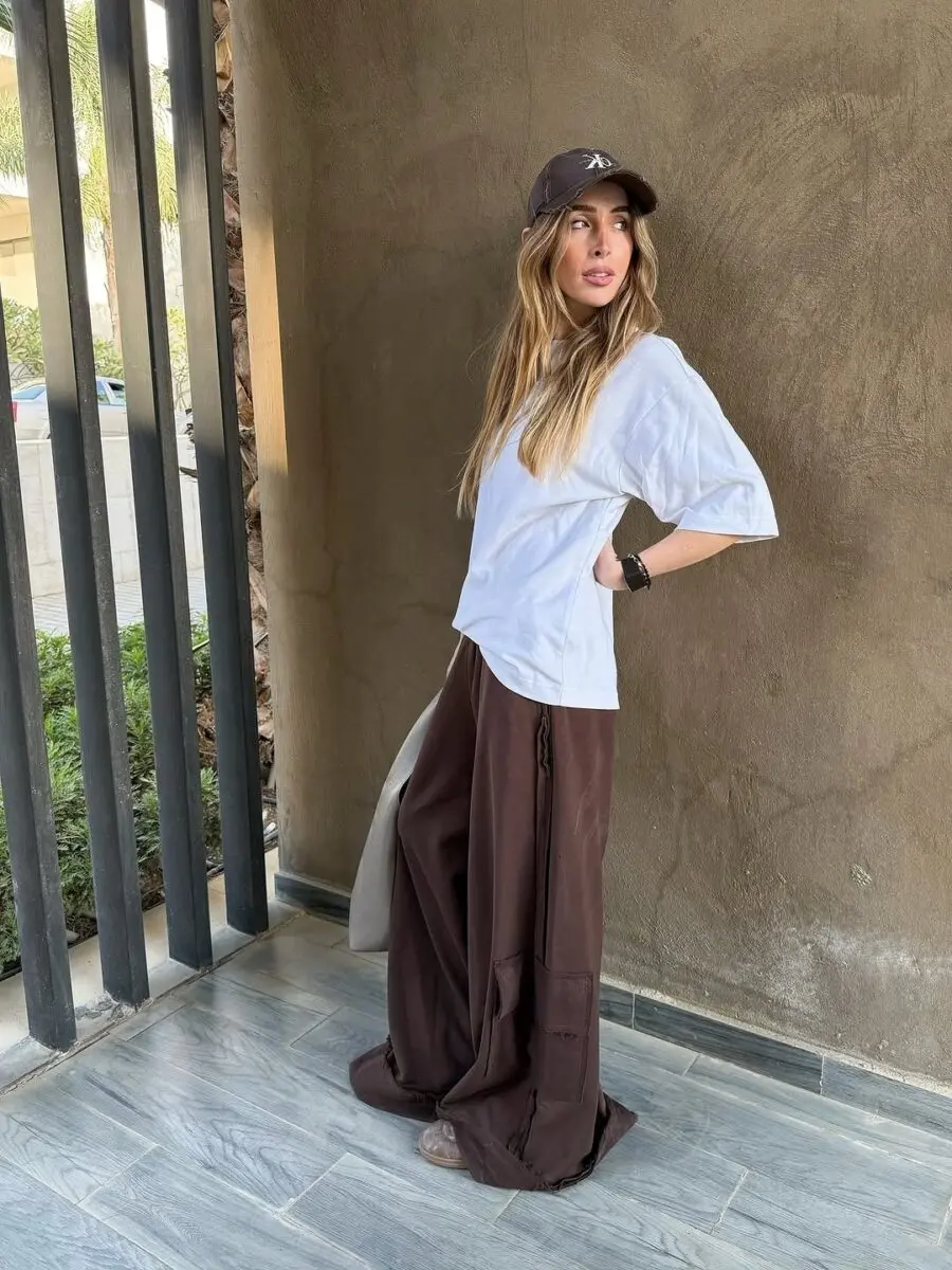 Stylish Casual Brown Pants Outfit Inspiration