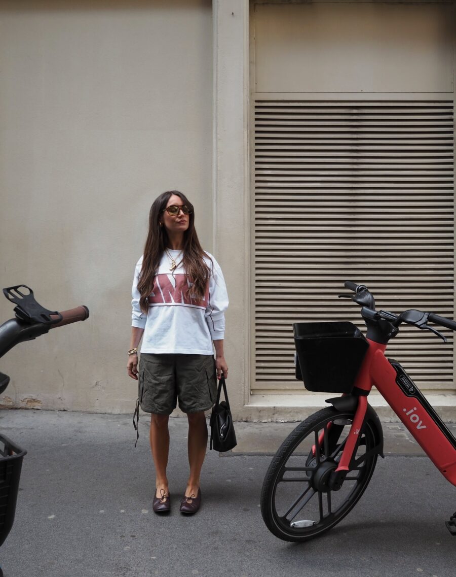 Effortlessly chic shorts and oversized tee look