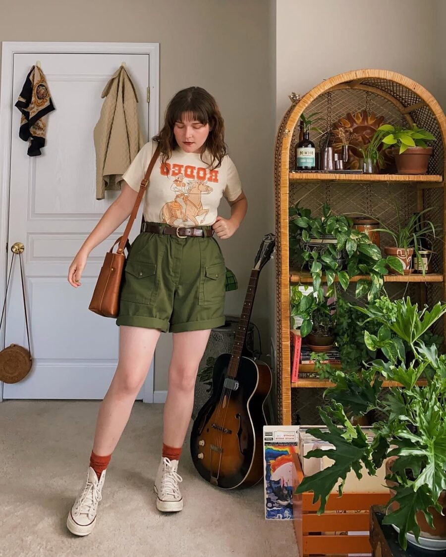 Stylish and relaxed summer shorts ensemble