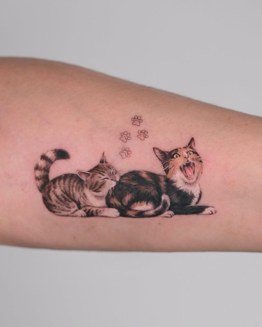 Charming Realistic Cat Tattoos for Animal Lovers