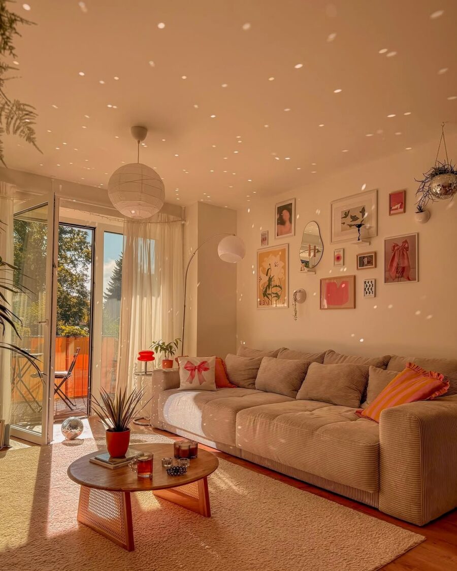 Warm and inviting chic apartment living room