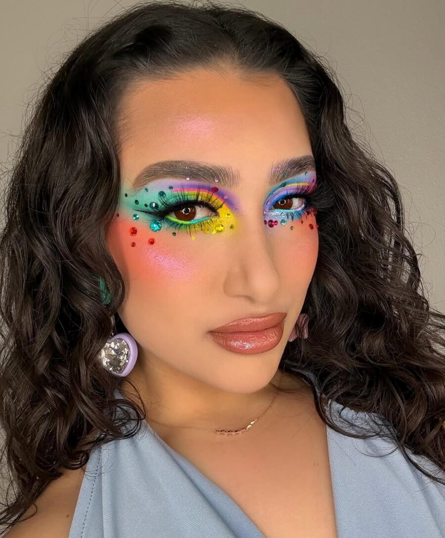 Vibrant summer look with colorful accents