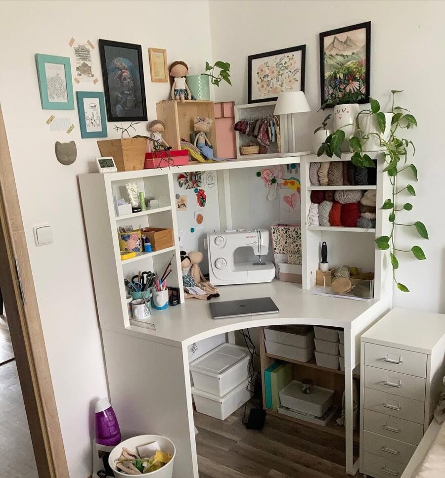 Charming Corner Desk for Creative Spaces