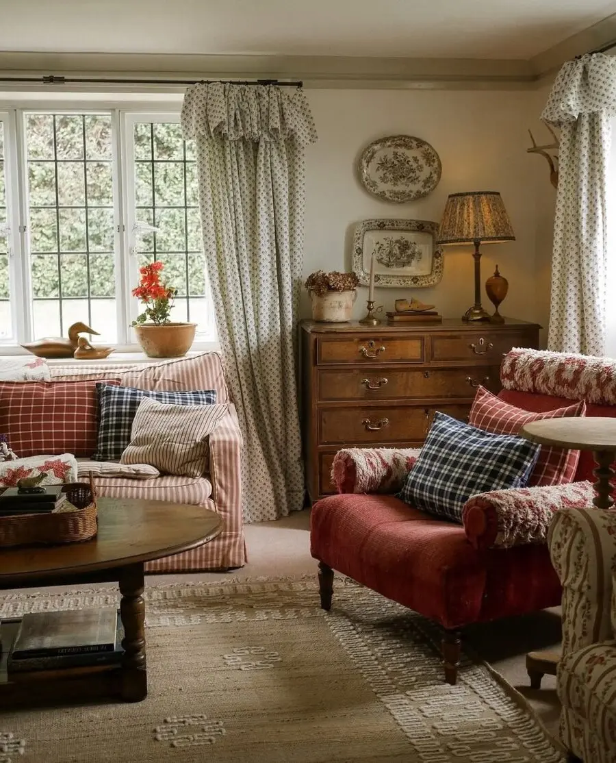 Charming Cottage Living Room Decor Ideas