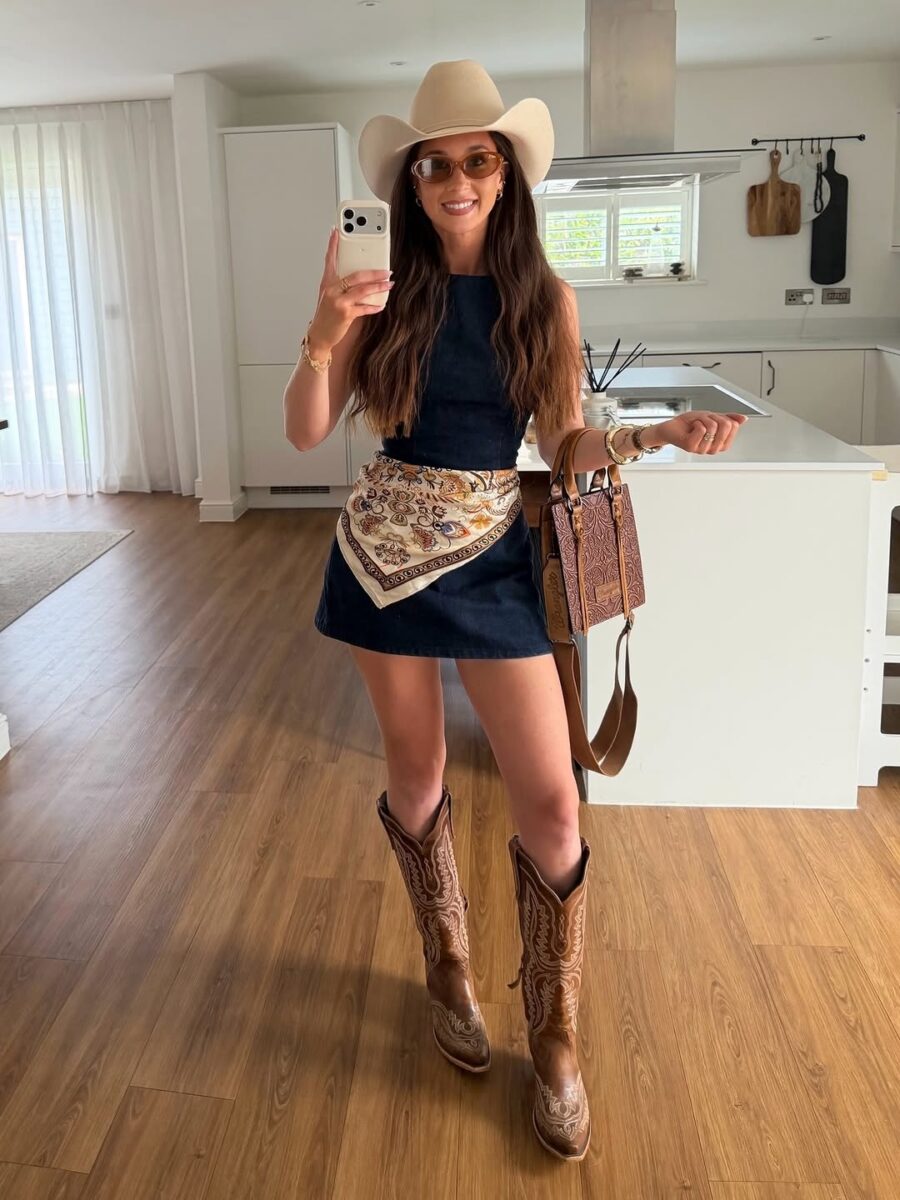 Chic Cowgirl Style With Effortless Waves