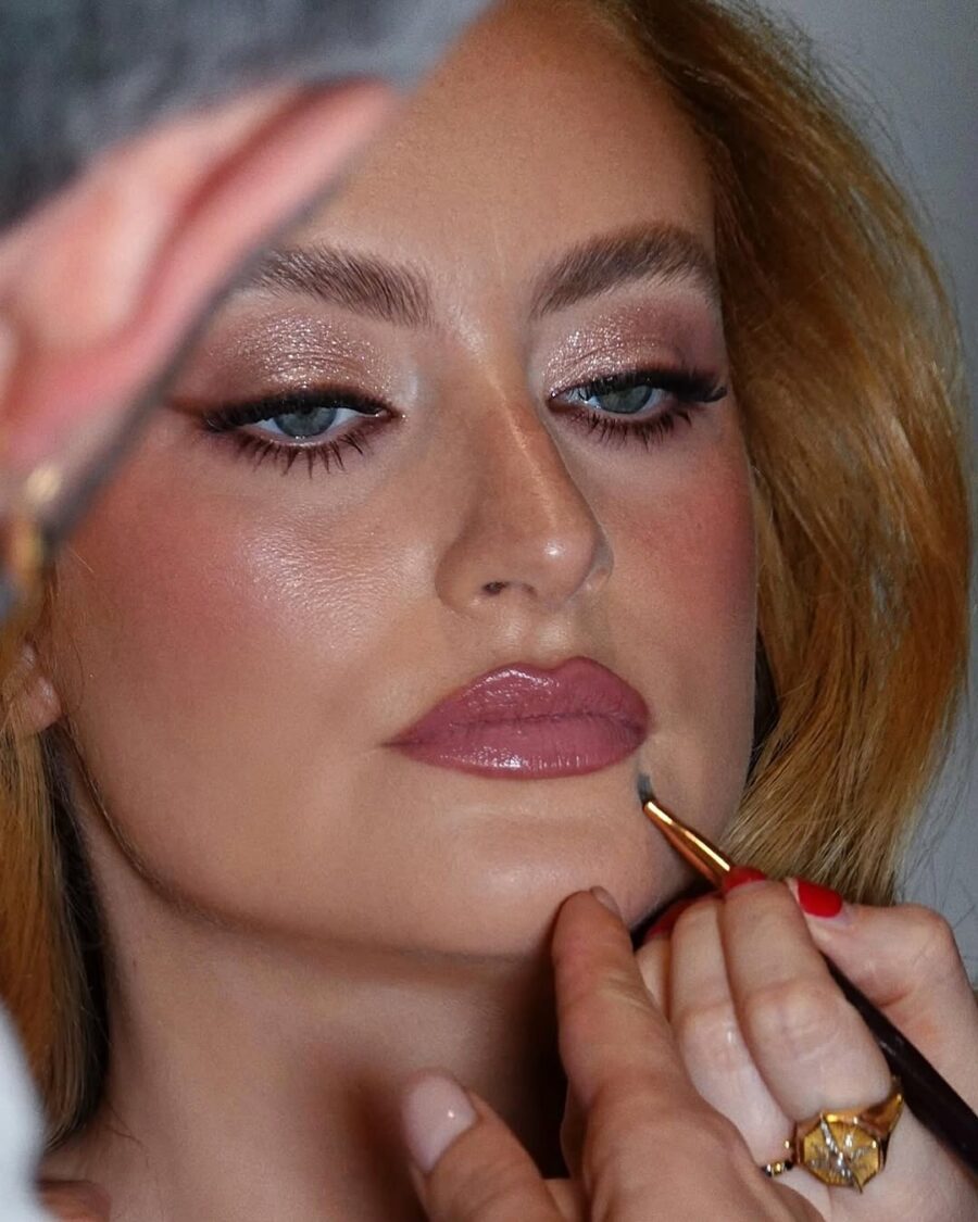 Glamorous date night makeup for a romantic evening