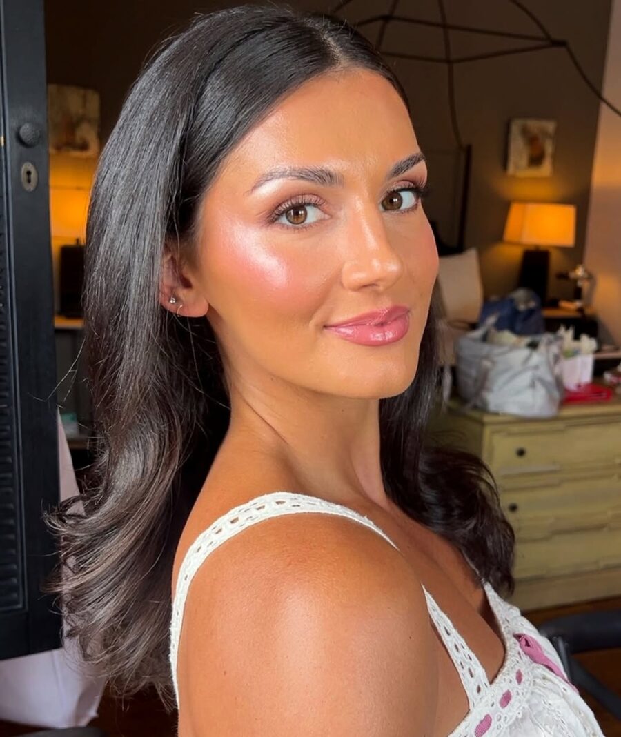 Radiant glow for a perfect date night.