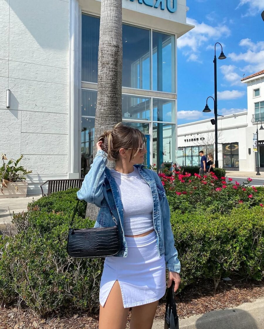 Chic Spring Outfit with Denim Jacket
